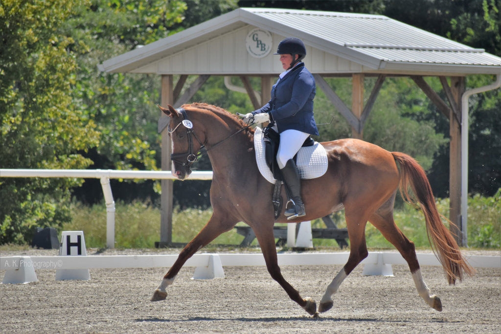 Jennifer Conour Straight Horse De Millla - photo by Alicia Kuebler / AK Photography