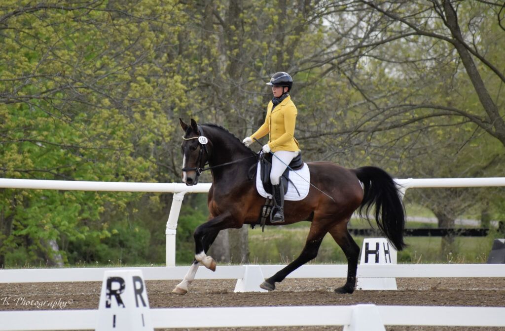 Grace McCall on WAF Bourbon's Bobby at the Hoosier Horse Park